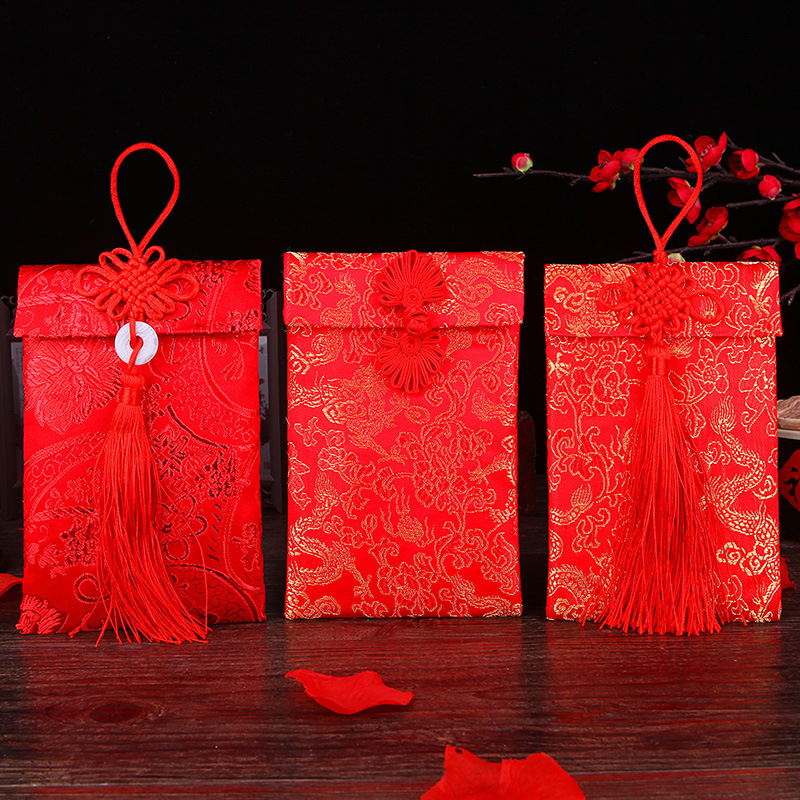 Wedding Supplies Satin Embroidered Red Envelope Marriage Red Envelope Bag Creative Tassel Button Birthday New Year Lucky Money Envelope