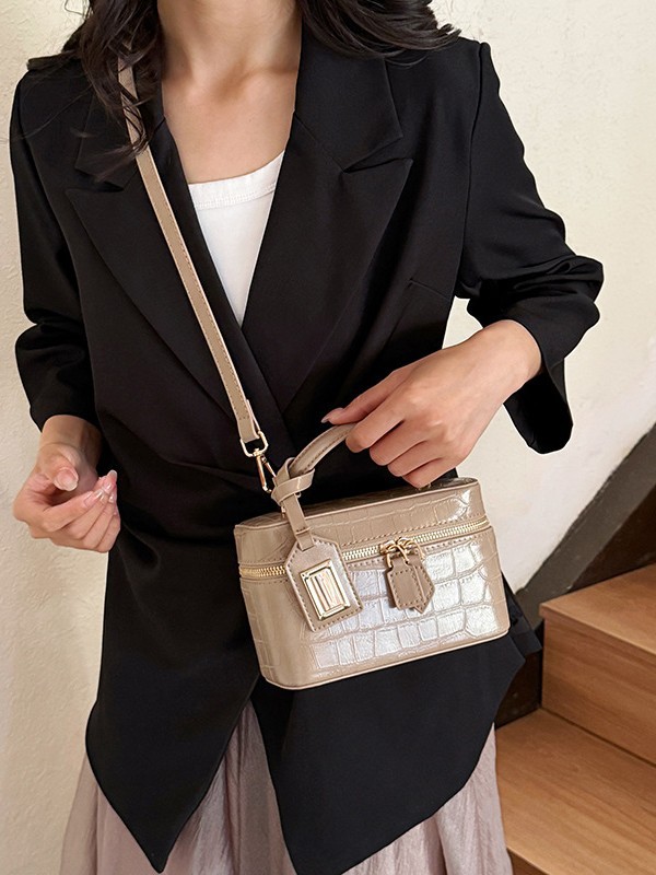 Bolso para mujeres 2026 nuevo cross-border tejido caja de mano bolso cuadrado de alta calidad lujoso ligero bolso de moda