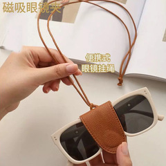 新型マグネットメガネのストラップと首の革のネックレスのサングラスのサングラスの磁気は携帯の帽子を吸い込みます。