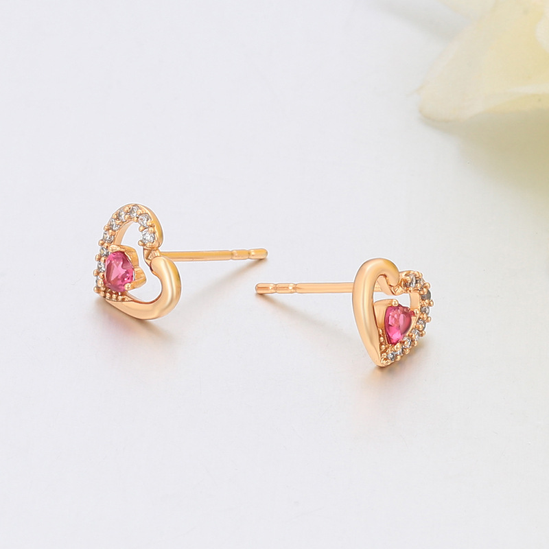 Xuping aleación de cobre chapado 18k simple estilo retro amor pernos de orejas incrustados con piedras preciosas artificiales de color elegante orejas