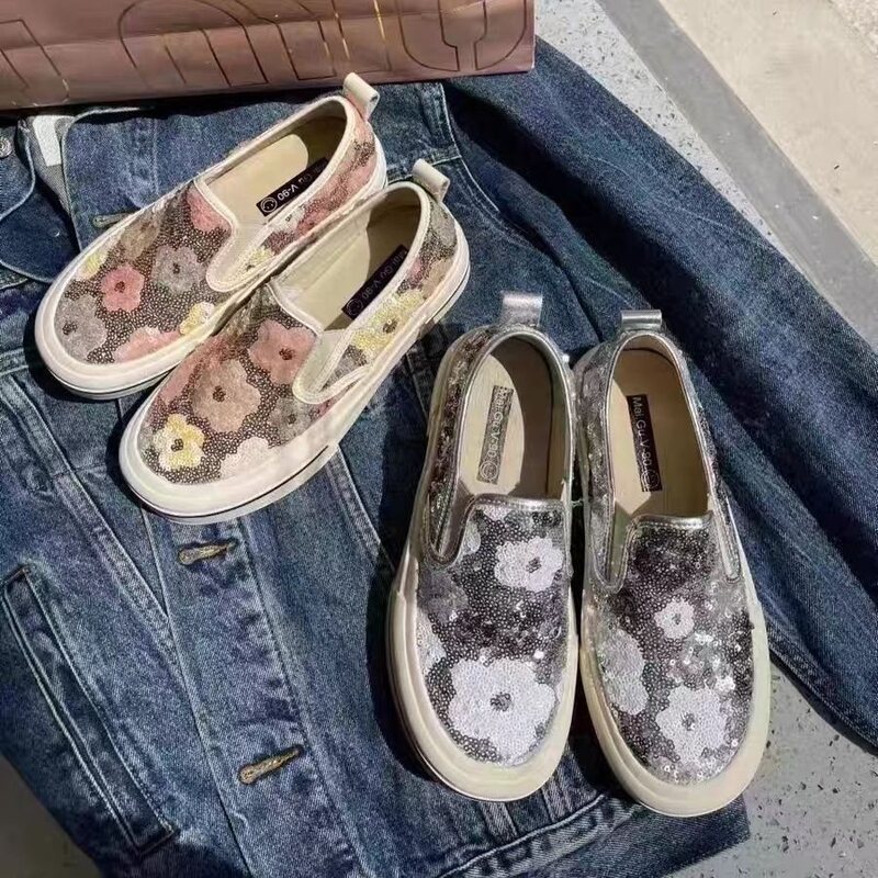 New Style Sequined Thick-Soled Slip-On Breathable Soft-Soled Casual Women's Shoes Loafers Genuine Leather Canvas Shoes Women's Single Shoes New Style Sequined Thick-Soled Slip-On Breathable Soft-Soled Casual Women's Shoes Loafers Genuine Leather Canvas Shoes Women's Single Shoes