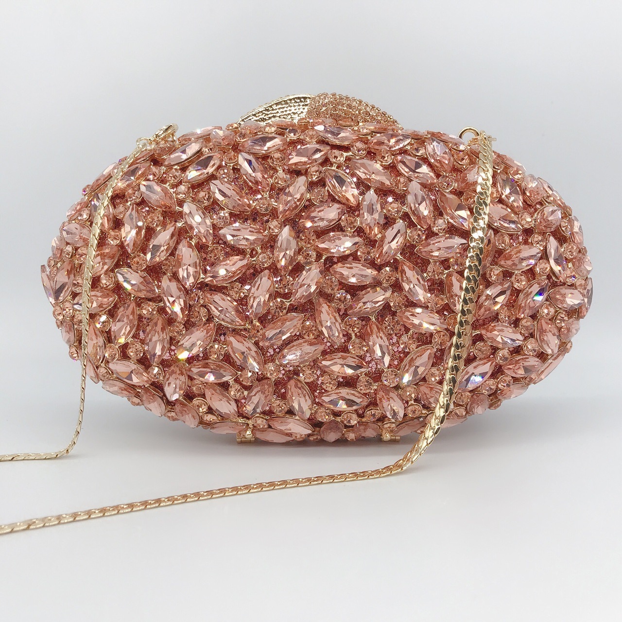 Ventas transfronterizas de metal de diamantes bolsas de cena, vestidos de banquete de damas, bolsas de moda de mano de diamantes