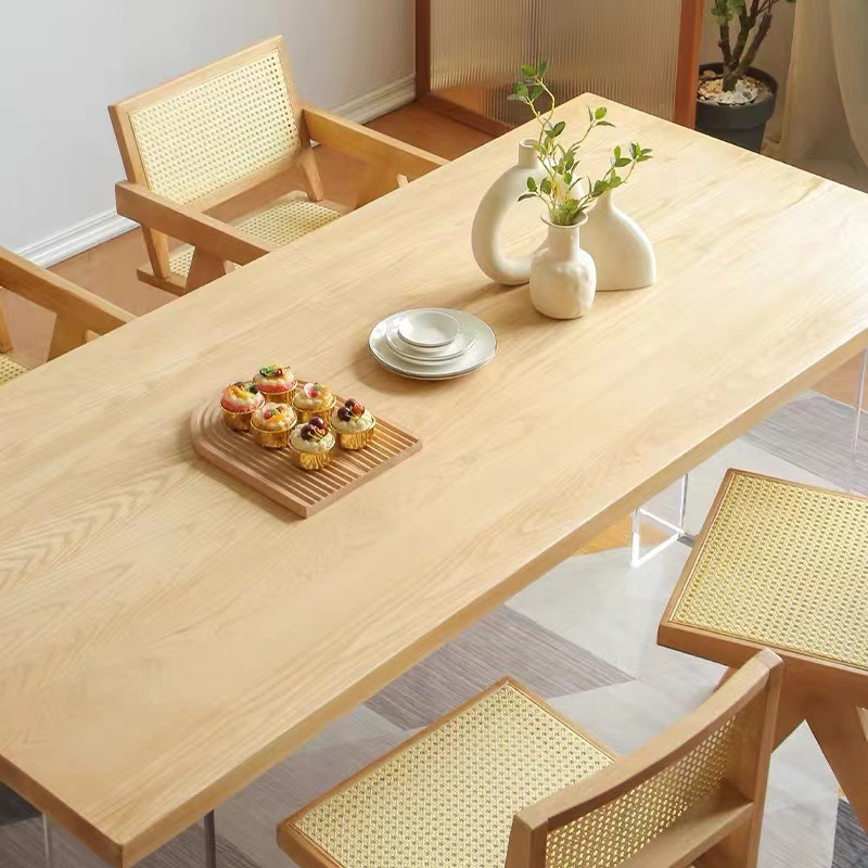 Mesa de comedor de madera sólida de suspensión acrílica japonesa pequeña casa nórdica simple rectangular mesa de comedor de madera de cera blanca