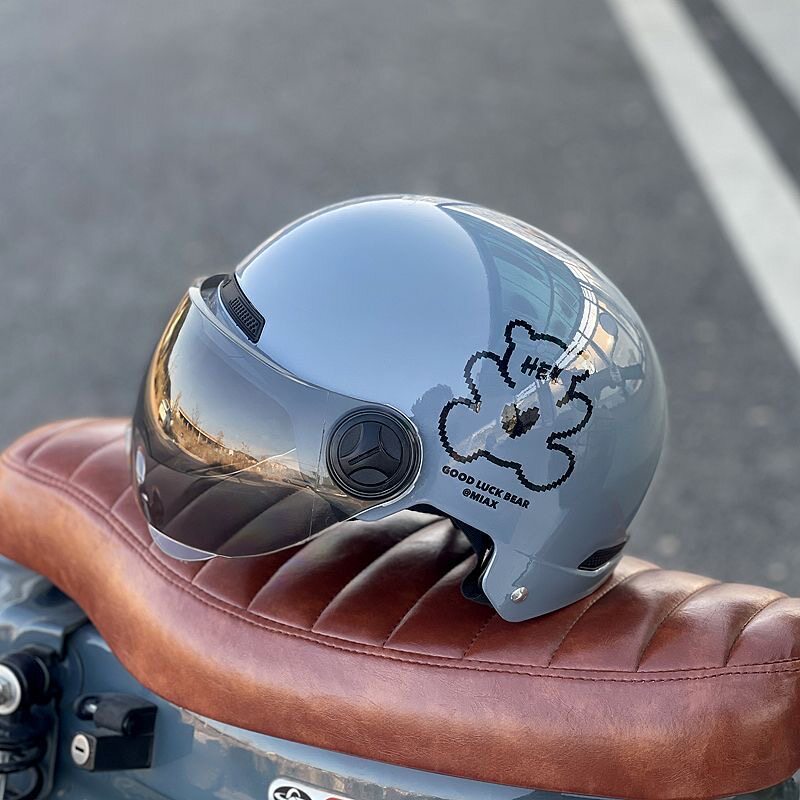 New certified electric vehicle helmet for men and women, new model for all seasons, sun protection, cute, universal half helmet, motorcycle safety helmet
