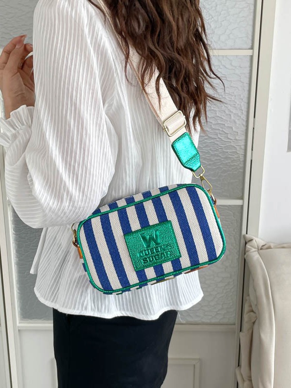 2026 nuevo fresco bolso de verano ancho cinturón de hombro mochila de hombro de vacaciones de mujeres bolso de cámara a rayas