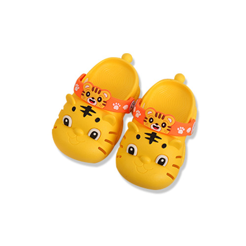 Children's Slippers with Head Covering, Holes, Unisex, Non-slip, Breathable, Cute Animal Design, Soft Sole, Outer Wear, Lightweight, Cool Slippers