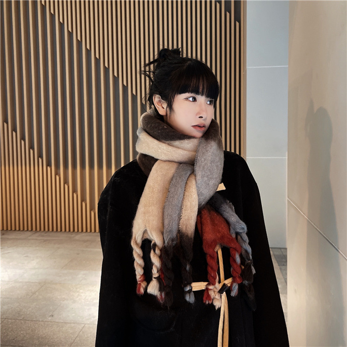 Korean Ins2023 new winter geometric color gradient mohair fringe scarf for women's shawl with two necklaces_voghion.com