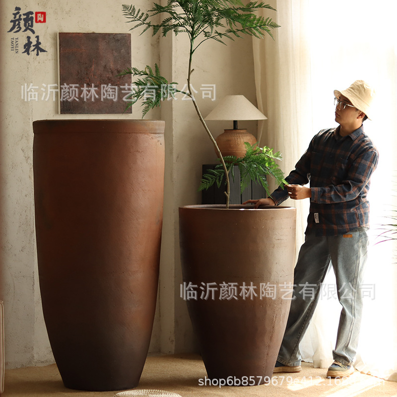 Retro gran gran tanque de terraza de cerámica gruesa de 1,5 metros de alto barril de gran cuenca del centro comercial del hotel decoración del vestíbulo