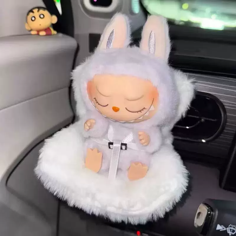 Игрушечное детское сиденье Labubu, хлопковая кукла Labubu, автомобильное украшение на воздуховыпускное отверстие, аксессуары для салона автомобиля