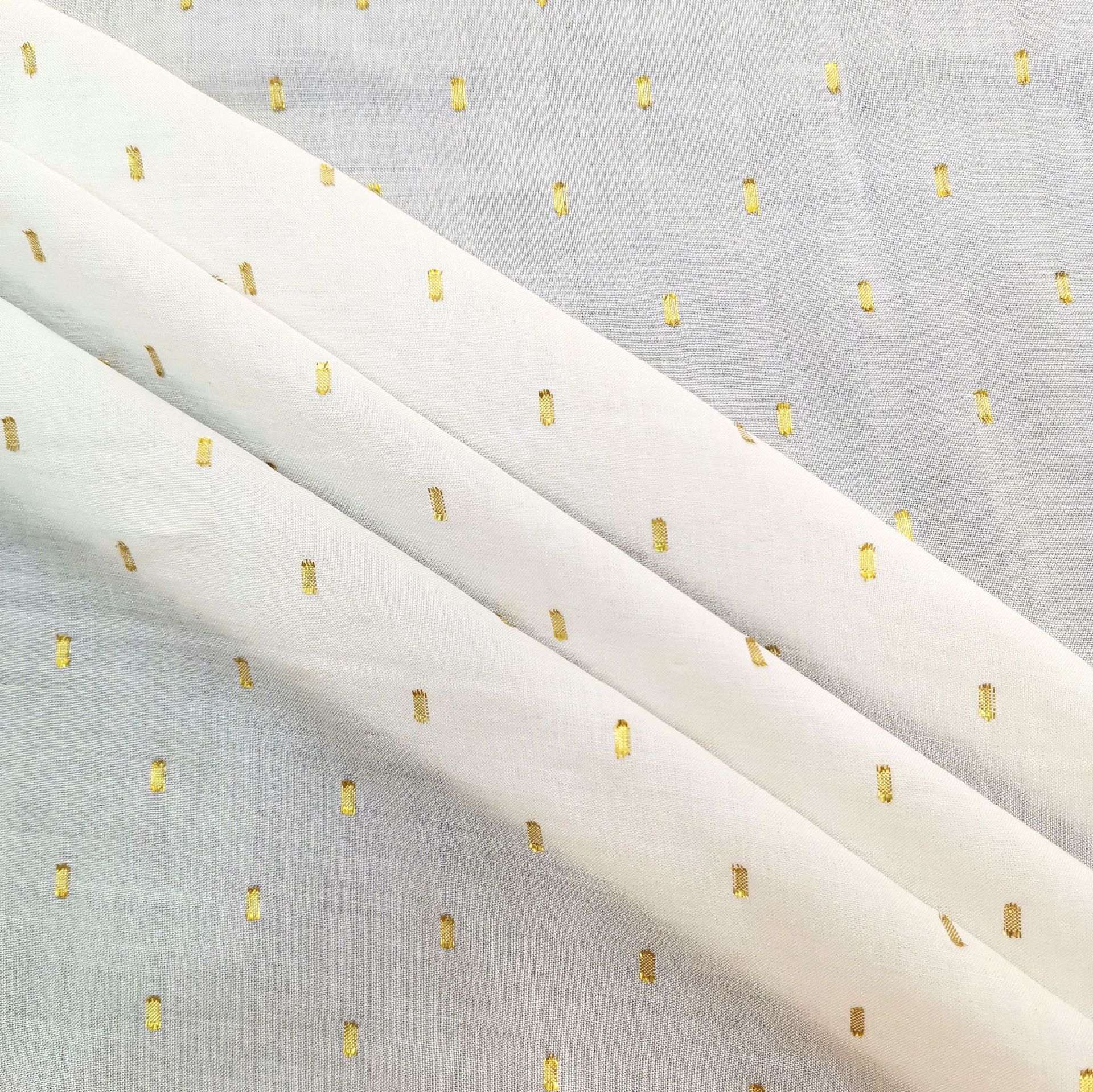 人棉金丝提花剪花面料时装女装童装衬衫连衣裙印花底布 SS18633-3