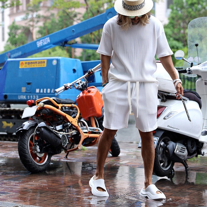 Men's Summer Vertical Stripe Lounge Set, Breathable Short Sleeve Shirt And Shorts Outfit For Vacation & Casual Wear_viptrois.com