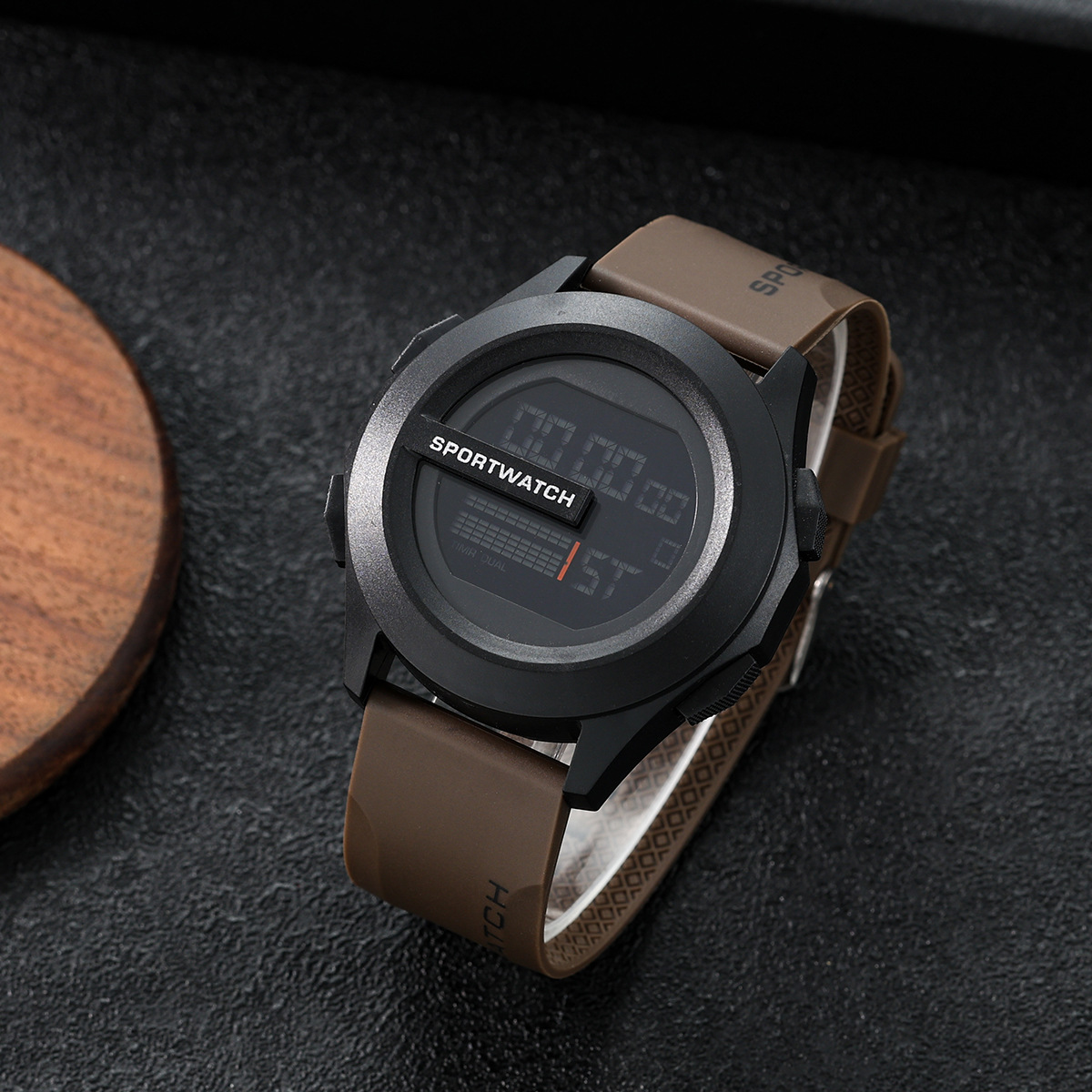 2024 venta caliente transfronteriza estilo británico esfera grande para hombres deportes moda reloj electrónico al aire libre aventura decoración reloj ins