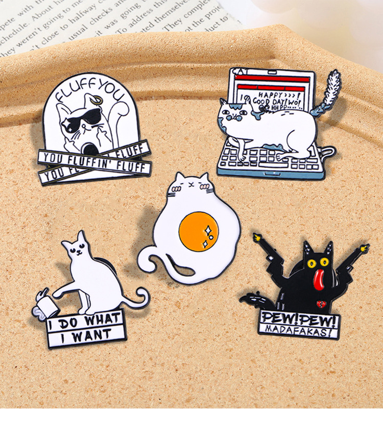 11g Weight Brooches Classification Holiday, Daily Occasion Alloy Material Animal Pattern Unisex Gender Enamel Design Cartoon Style, Sweet Style Cartoon Style Sweet Pin Animal Alloy Enamel Unisex Brooches 无