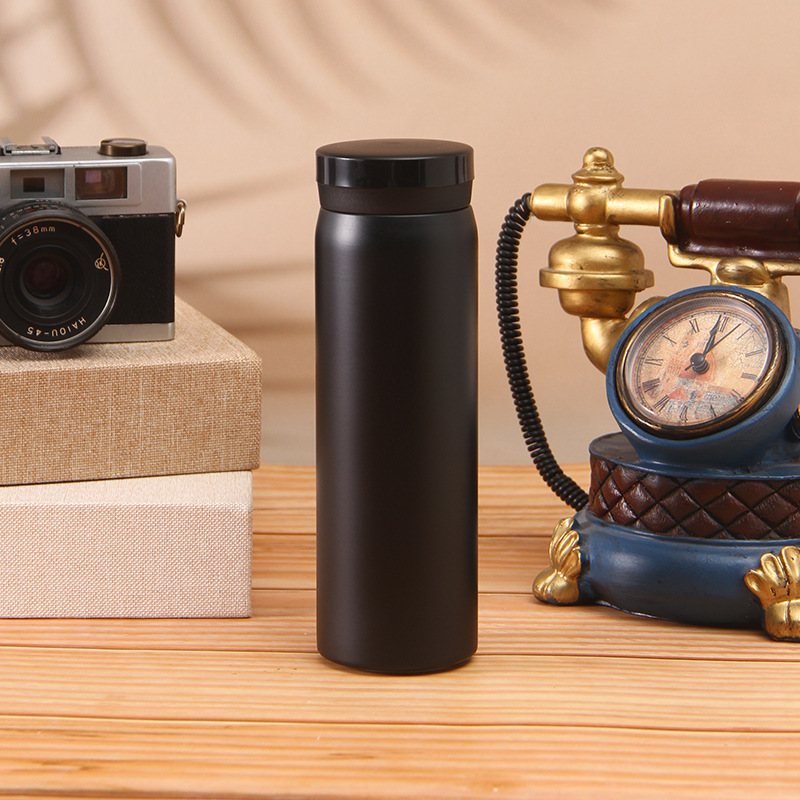 Taza de bolsillo de vacío de acero inoxidable 304 transfronterizo simple taza de agua de estudiante fresco taza de vacío de regalo portátil para el hogar