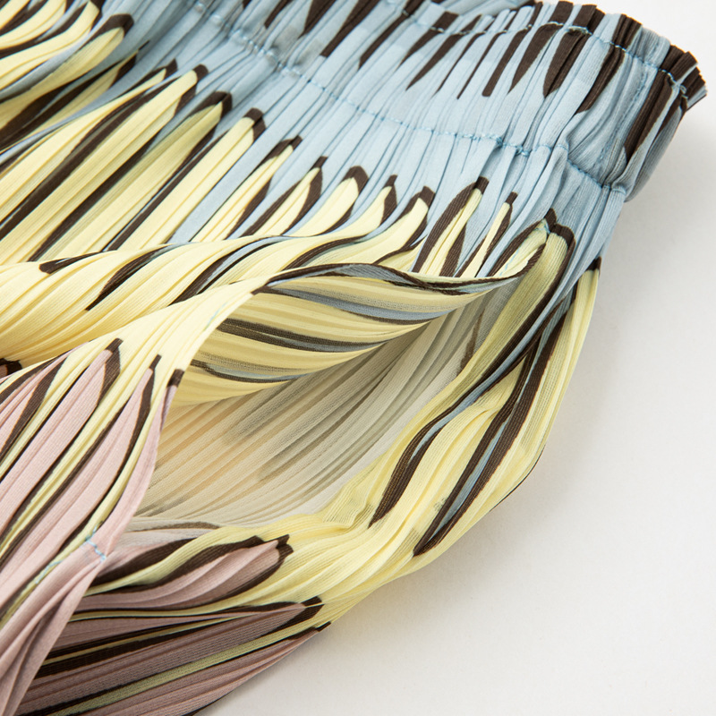Summer pleated skirt