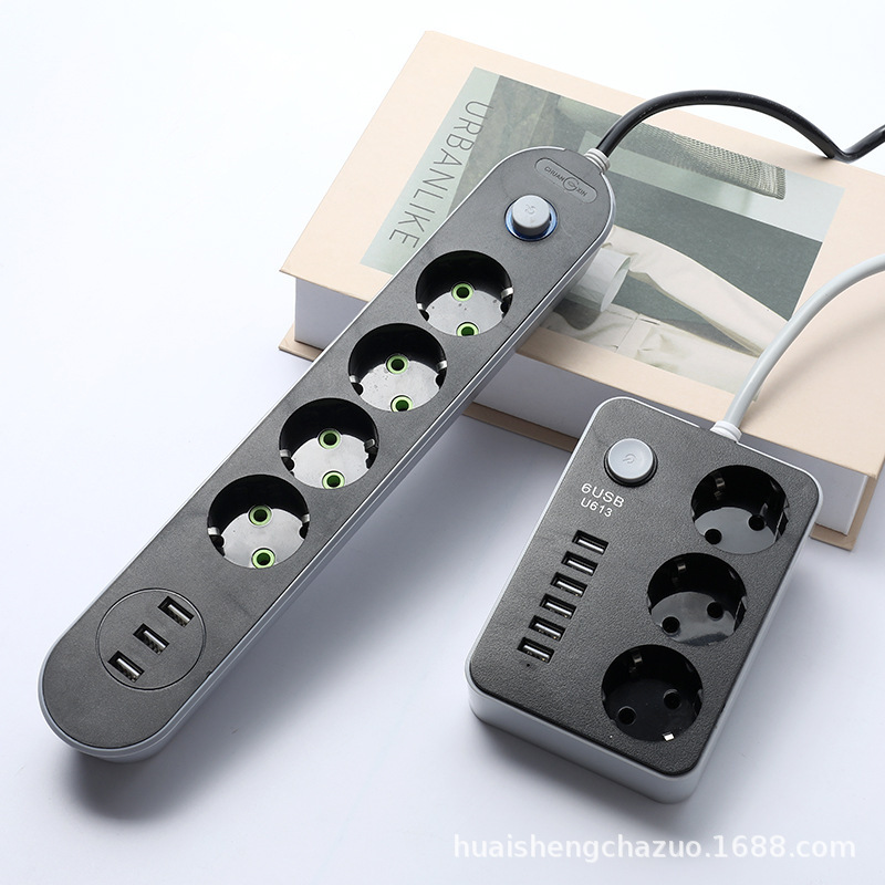 Chuang Xin negro CX-E103 socket de estilo europeo ruso fila enchufe 3USB puerto de carga