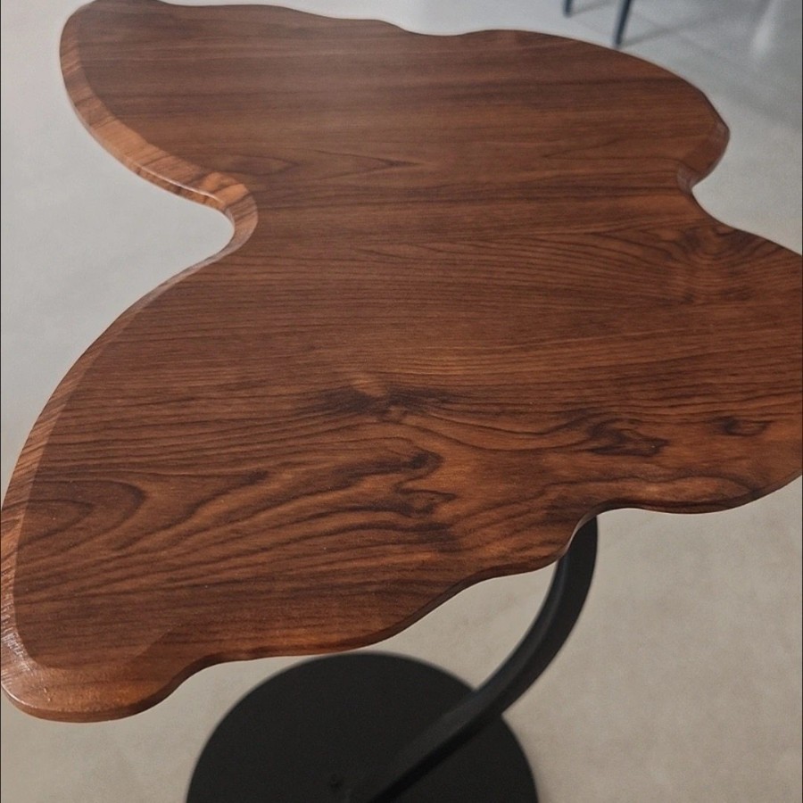 [크레센트 스몰 커피 테이블] 월넛 컬러