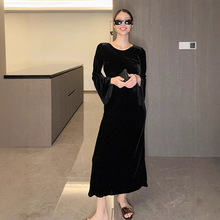 真丝绒秋冬女装连衣裙2025新款真丝丝绒显瘦气质圆领中长款连衣裙