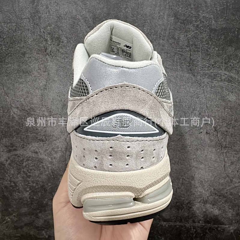 NB2002Rオリジナルグレー男女カップルランニングスポーツ通気性NBスポーツシューズクッション性軽量カップルモデル|undefined