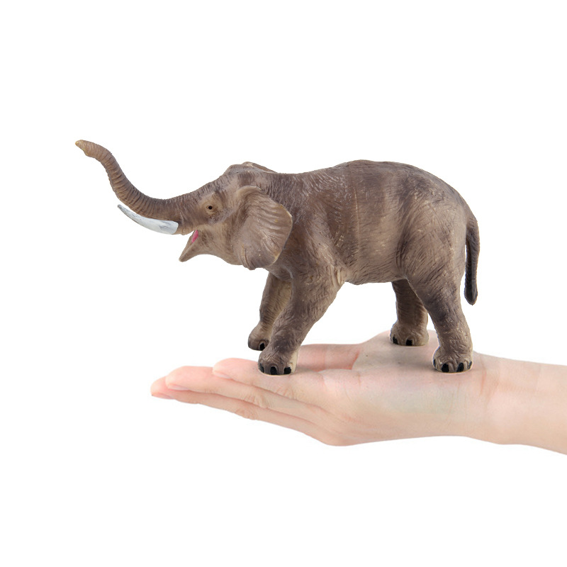 Fuente de la fábrica de simulación infantil bosque modelo animal elefante tigre león animal hecho a mano modelo decoración juguete