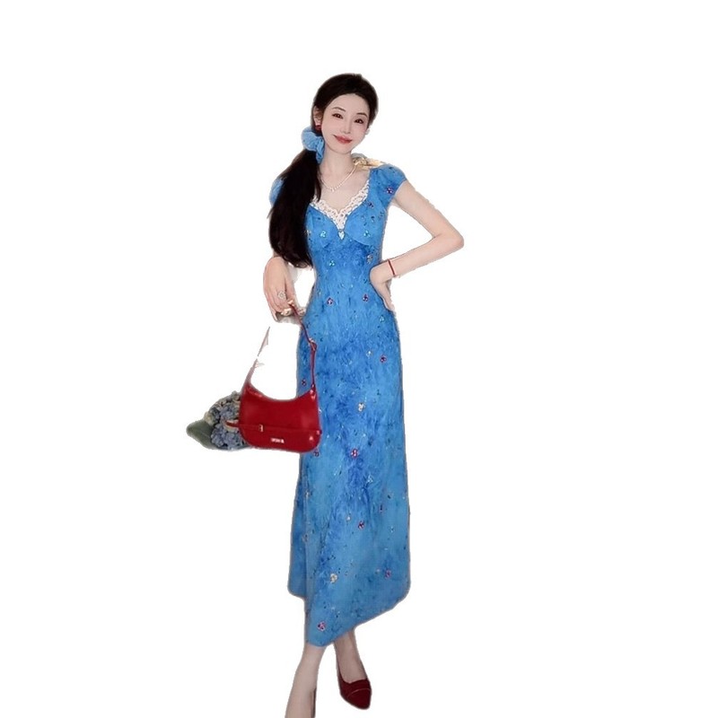 纯欲辣妹设计感V领碎花连衣裙女夏季新款修身显瘦感包臀长裙|undefined