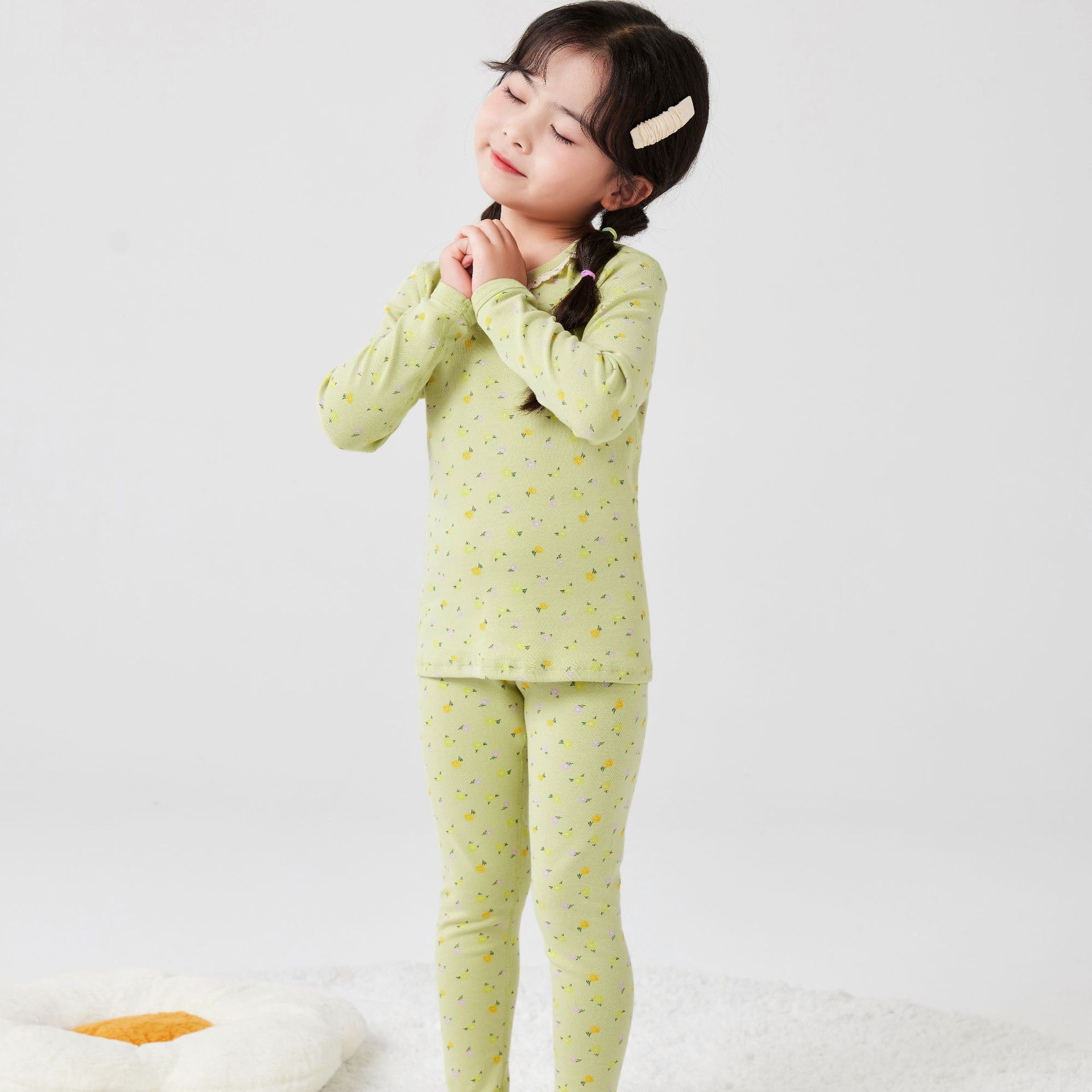 새로운 녹색 꽃