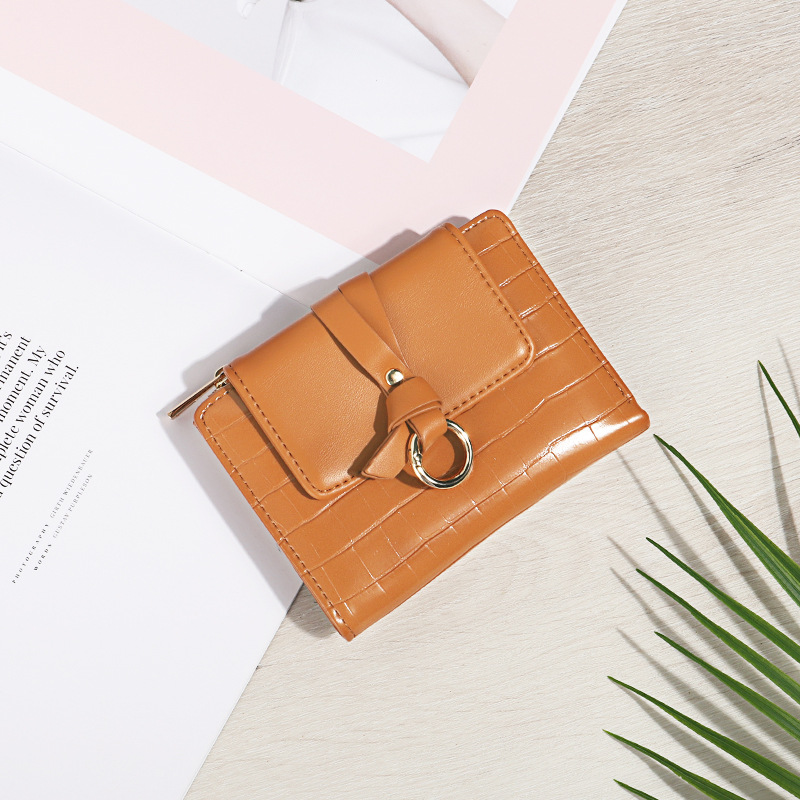 Cartera pequeña para niñas, estilo corto, versión coreana, dibujos animados bonitos, monedero compacto mini triple, tarjetero para estudiantes, tendencia transfronteriza.