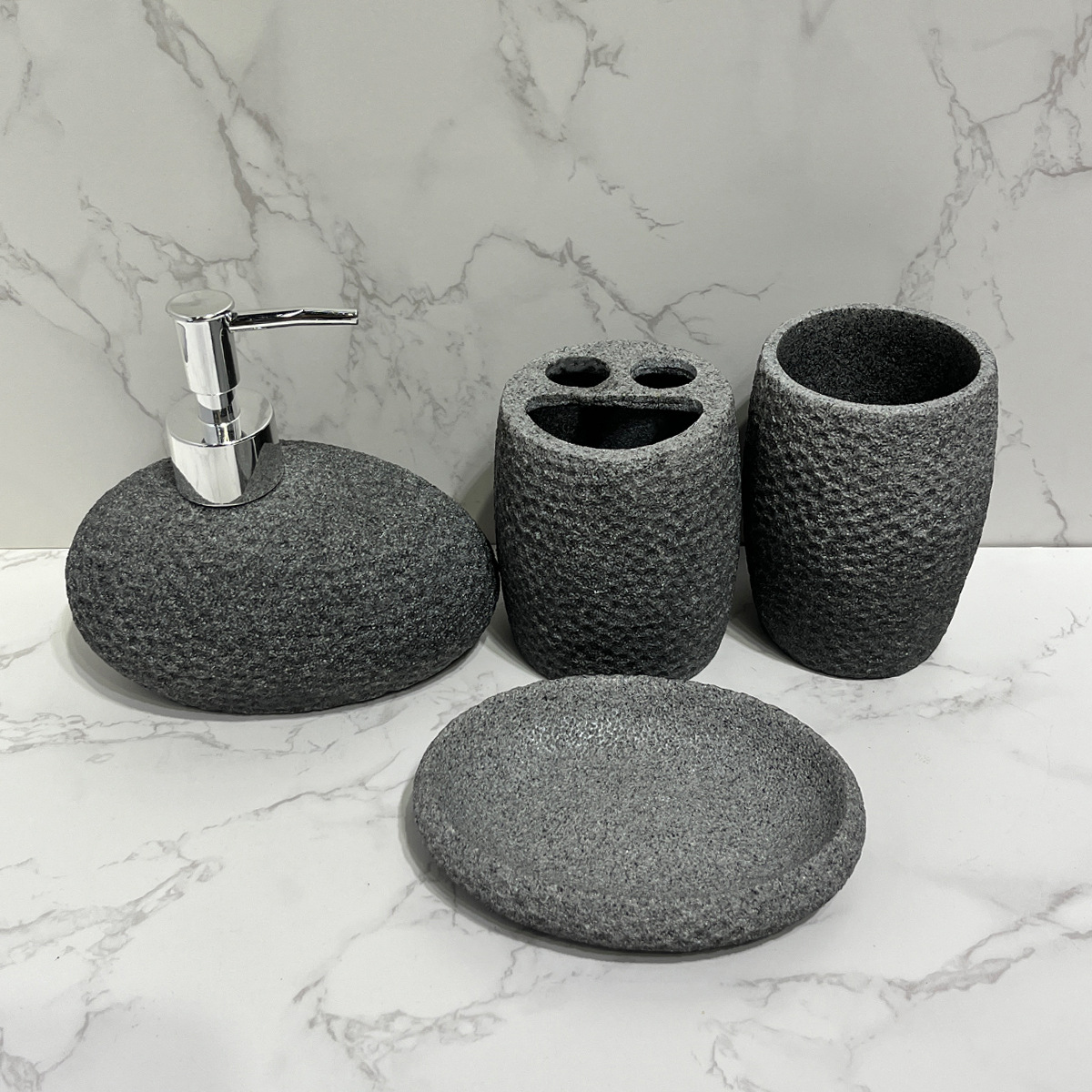 Juego de piedra arenisca de cuatro piezas