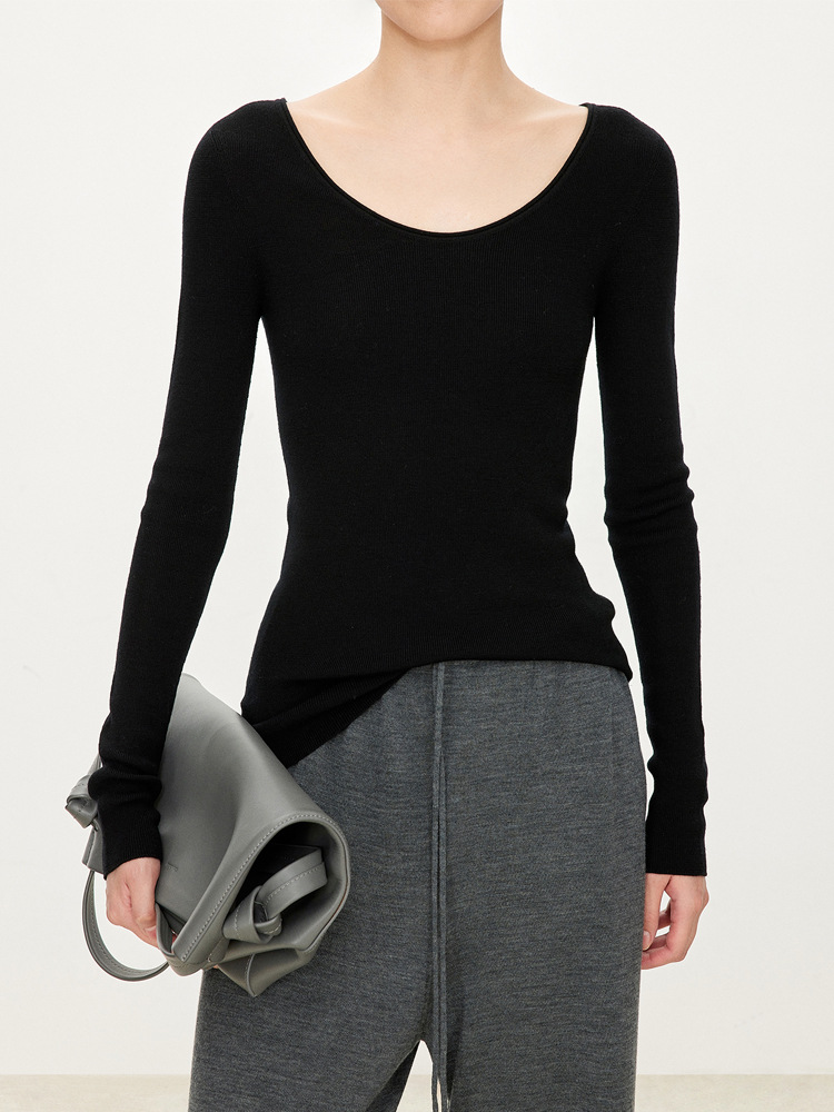 春の新型揚子紗U襟長袖セーター60本のシームレス一体100ウールのスリムニット