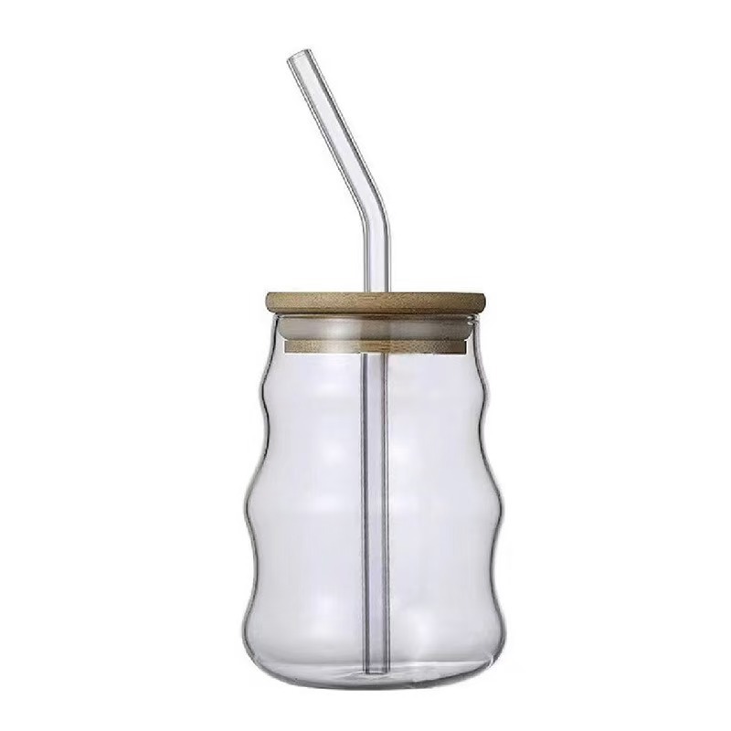 Tape cubierto con straw