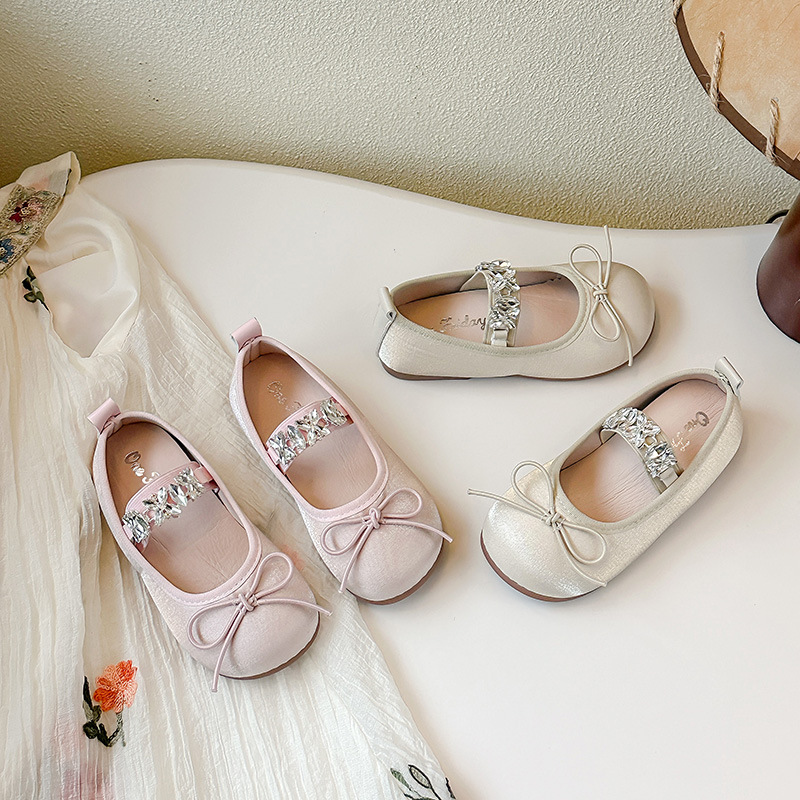 Girls' Satin Princess Shoes 2025 Autumn Children's Leather Shoes Baby Single Shoes Rhinestone Leather Shoes for Older Children Loafers