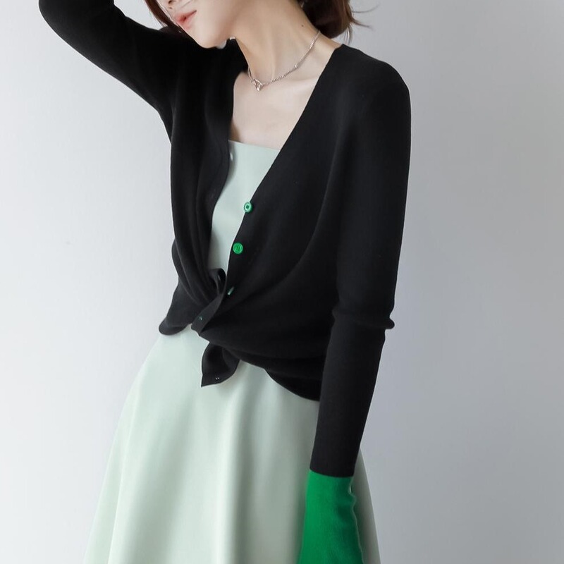 MZOMXL knitted cardigan micro-cut sleeve color matching design elegant V-neck thin coat with wool knitted outer top