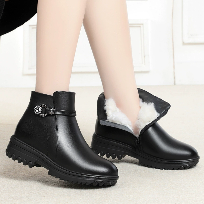 Winter fleece shoes for mother, non-slip low boots, footwear, for middle age, plus size