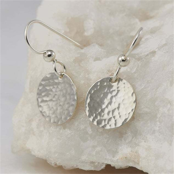 Elegant geometric earrings