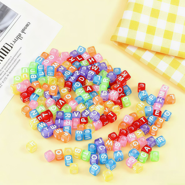 Acrylic children's creative accessory with letters