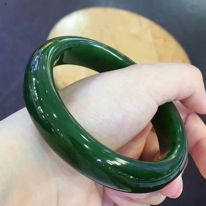 Russian Imitation Hetian Jade Green Bracelet, Spinach Green Ancient Style Imperial Concubine Bracelet, Women's Niche Versatile Gift Russian Imitation Hetian Jade Green Bracelet, Spinach Green Ancient Style Imperial Concubine Bracelet, Women's Niche Versatile Gift