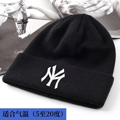 [fleece-lined] black white label