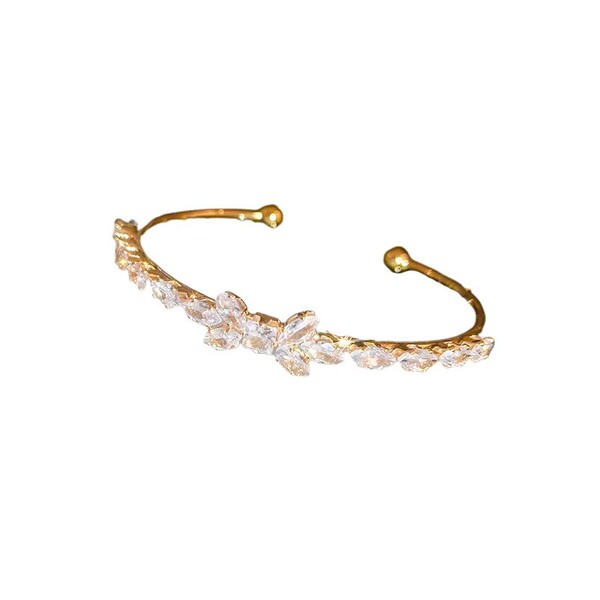 Women's bracelet with bow