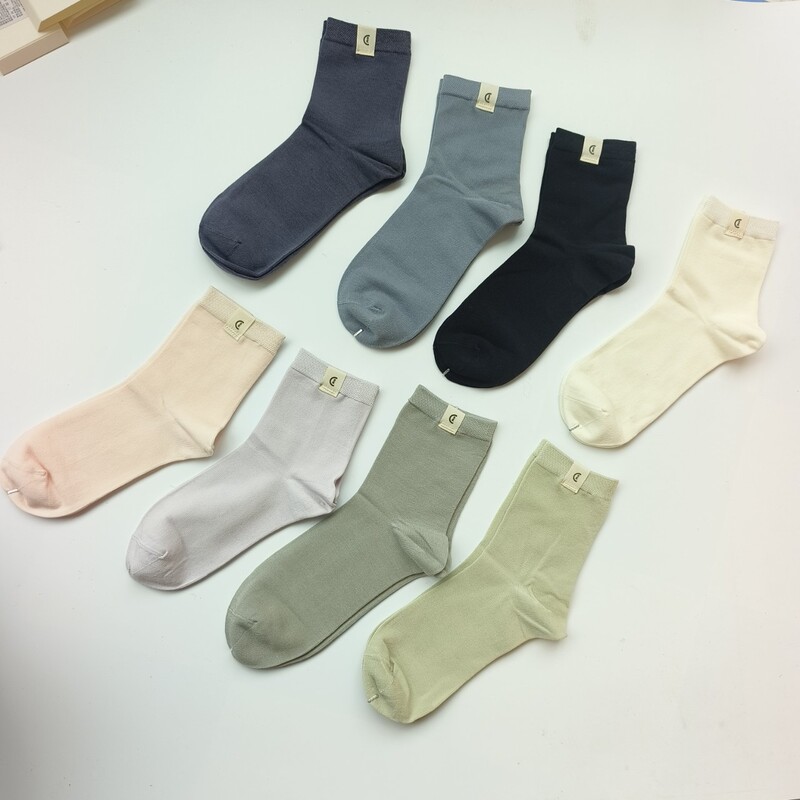New Spring Style Cotton Ic Solid Color Mid-Tube Cotton Women's Socks, Small Cotton Women's Socks, One-Piece Wholesale