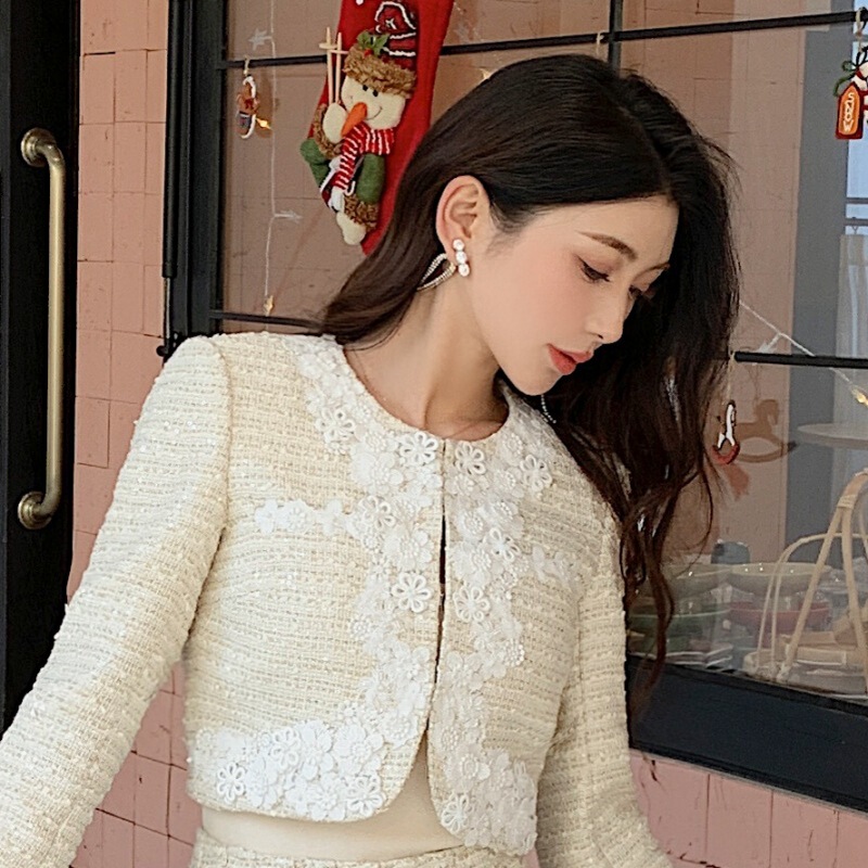 Chanel style lace long sleeve round neck woolen coat top high waist pleated skirt suit skirt sales only top