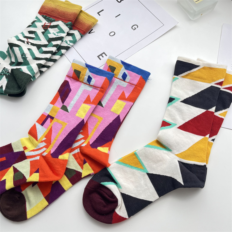 Unisex Casual Modern Style Geometric Cotton Crew Socks A Pair display picture 4