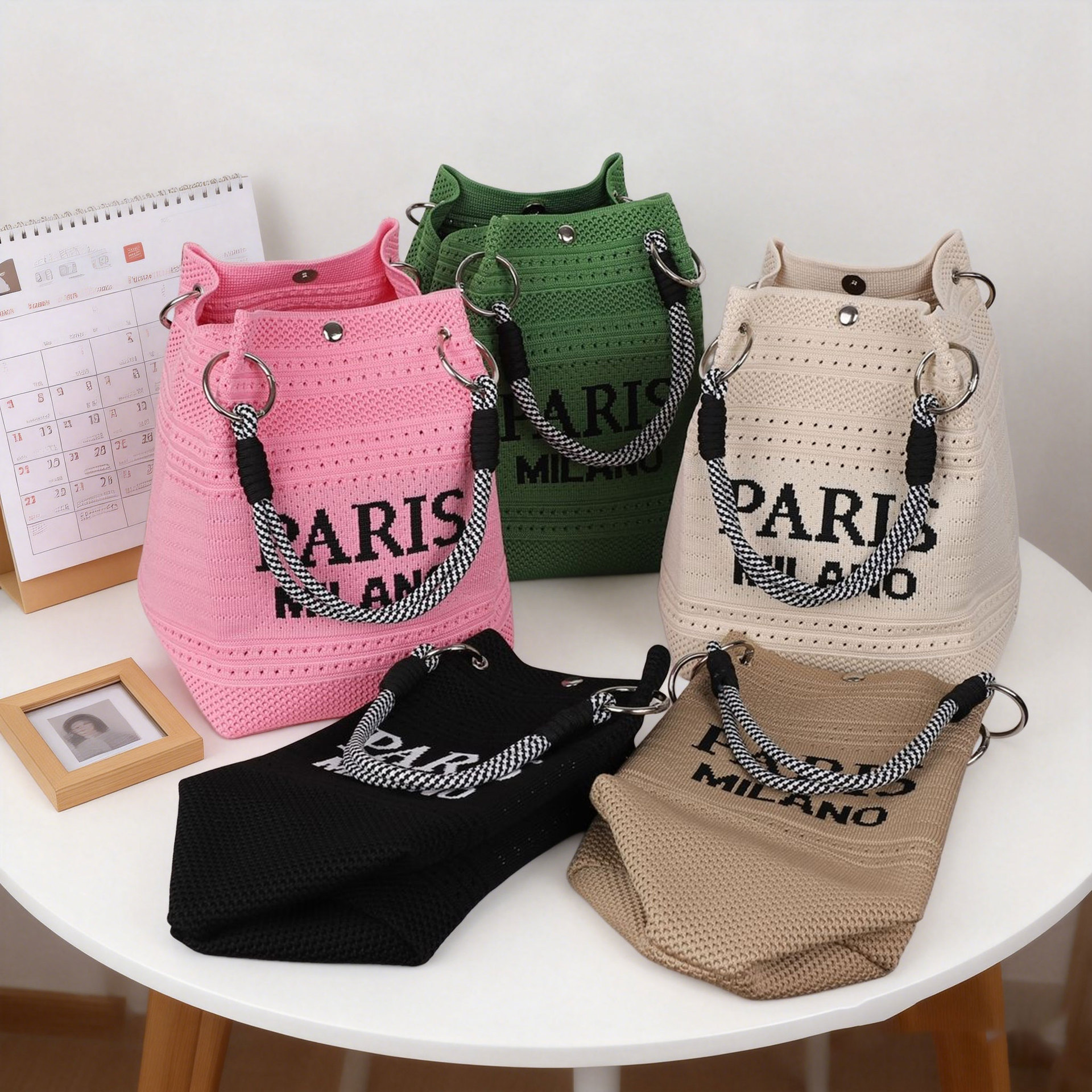 Korean PARIS style niche design knitted handbag, fashionable white tower shopping photo handbag, bucket square bag
