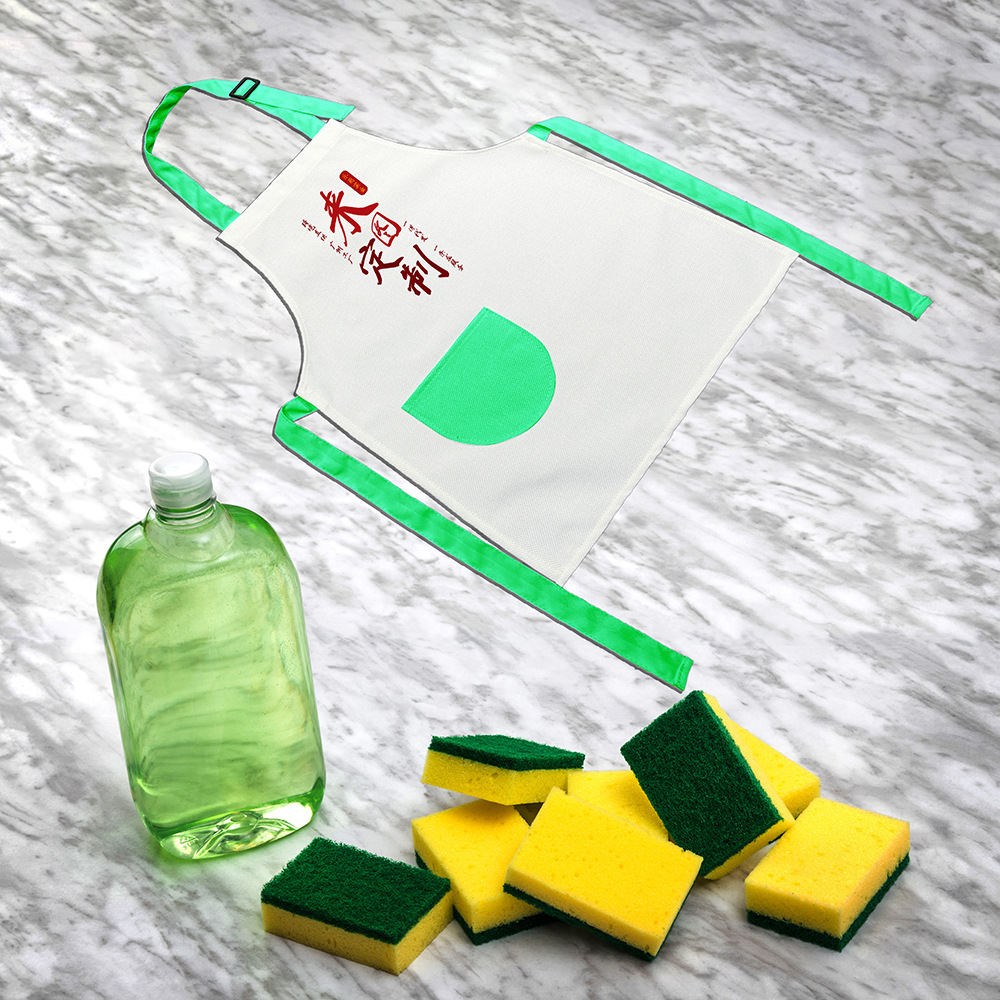 Delantales infantiles personalizables xqds0138a con bolsillos individuales de colores y lazos de colores para jugar y protegerse.