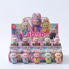 泡泡玛特拉布布盲盒公仔潮玩萌粒盲袋玩具树脂植绒摆件挂件批发