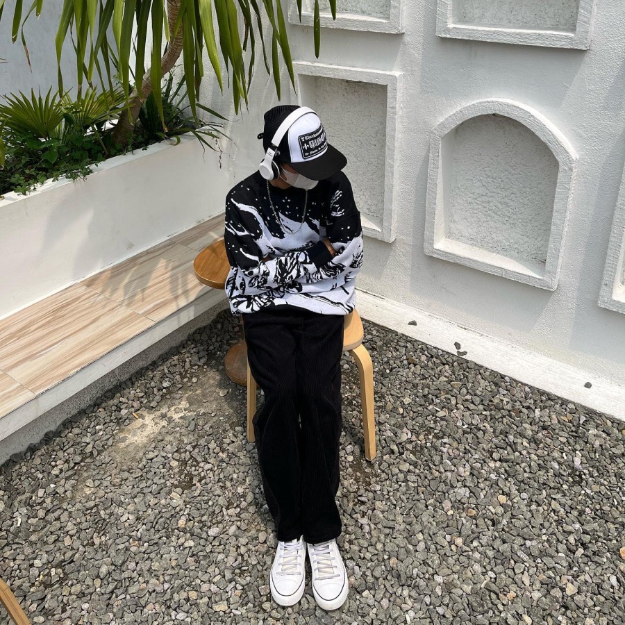 Jacquard Round Neck Autumn And Winter Flame Skull Sweater Teenagers Loose-fitting Outerwear Top