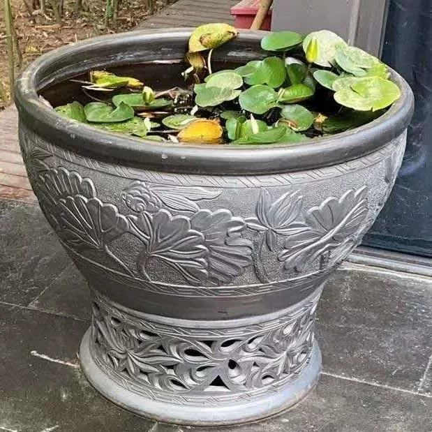 Old Beijing fish basin black pottery ancient method cylinder courtyard old-fashioned ceramic water-raised goldfish turtle lotus mud tile fish tank