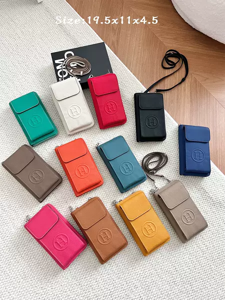 Genuine Leather Mobile Phone Bag for Women 2026 New Style First-Layer Cowhide Ins Fashion Super Popular Crossbody Bag Convenient for Commuting Shoulder Bag