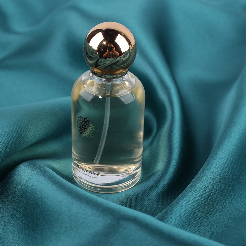 Nieuw parfum Silly Lottie Cabriel Reverse Parfum Damesparfum Blijvende geur Lichte geur Geur Fris en elegant 50ML_voghion.com