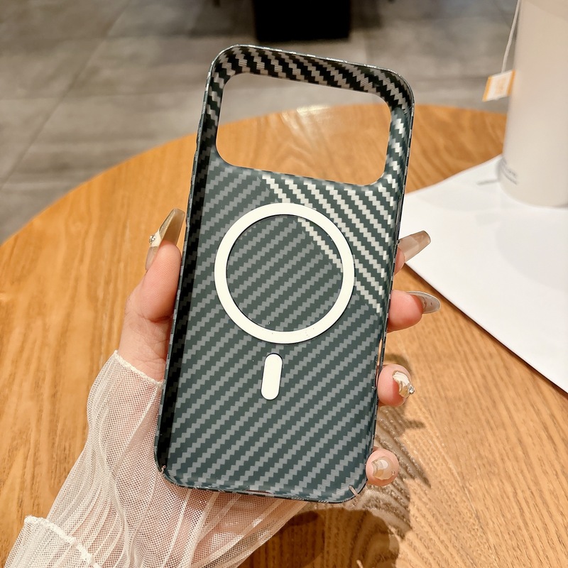 适用苹果17Promax碳纤维纹磁吸手机壳iPhone16凯夫拉超薄肤感磨砂|undefined