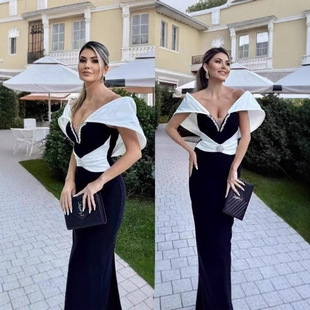 �W���羳�¿��Ը�Ĩ��ƴɫ�����|�X��Ů�b�B��ȹ�Y���Lȹ